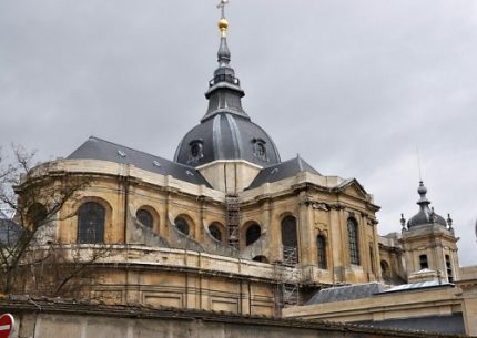 Le chevet et le bras est du transept