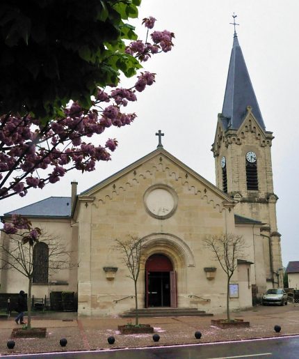 La façade de l'église