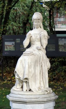 Statue de «Marguerite aux bijoux», École française du XIXe siècle