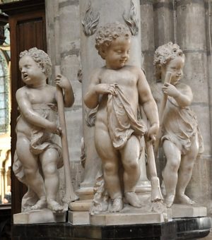 Trois chérubins sur le monument de choeur de François II