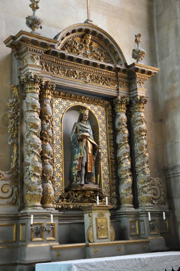 Retable d'une chapelle latérale