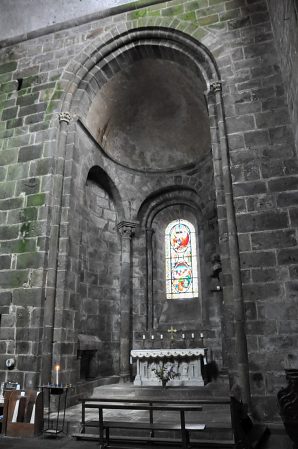 Chapelle dans le transept sud, dite «des Saints».