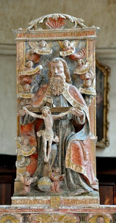 Le Père céleste dans le retable du maître-autel Le Père céleste dans le retable du maître-autel