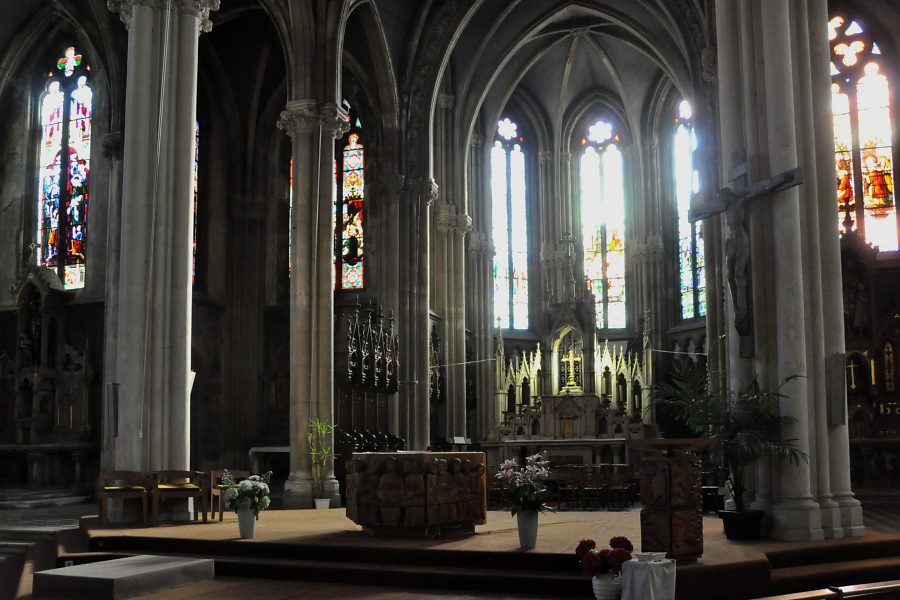 Le chœur de l'église Saint-Léon