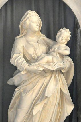 Statue de la Vierge à l'Enfant