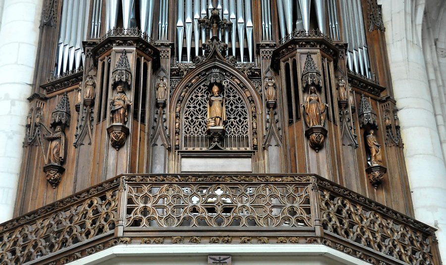 Partie basse du buffet du grand orgue