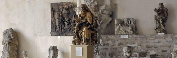 La salle lapidaire et ses sculptures