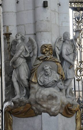 Saint Luc et le taureau entourés de deux anges