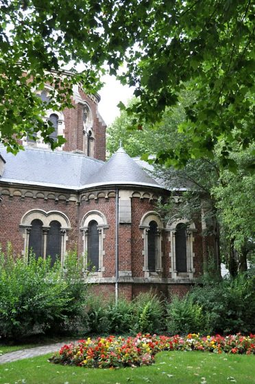 Le chevet roman de l'église Le chevet roman de l'église