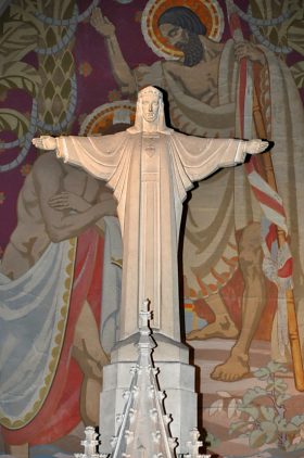 Statue du Sacré-Cœur