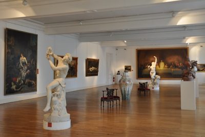 Grande salle de tableaux et de sculpture