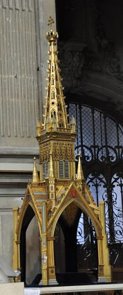 Habitacle en cuivre doré de l'icône de Notre–Dame de Grâce pour les processions