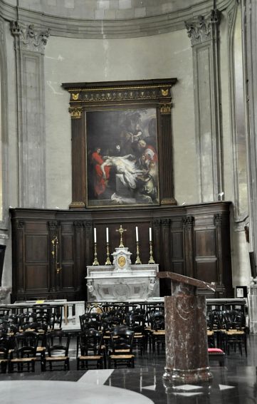 Le croisillon gauche du transept