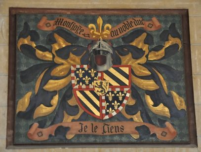 Salle du Conseil, blason «Montjoie au noble duc, Je le tiens»