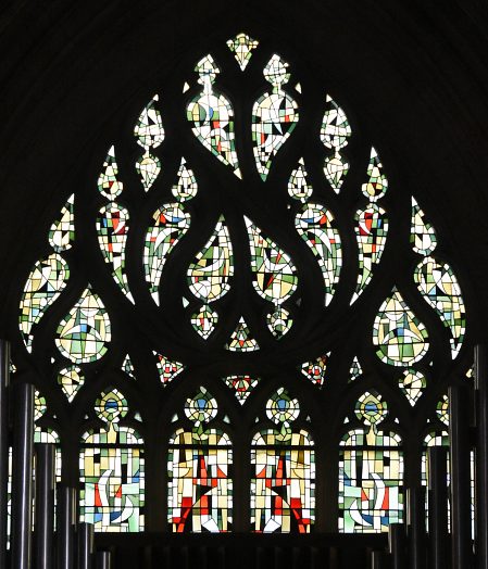 Verrière contemporaine du bras nord du transept