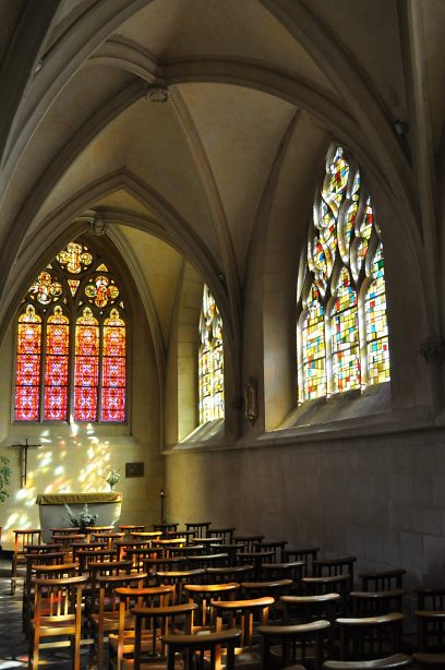 Chapelle absidiale sud dédiée à la Vierge