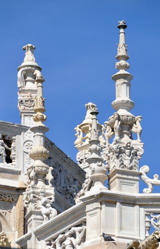 Candélabres Renaissance sur le chevet