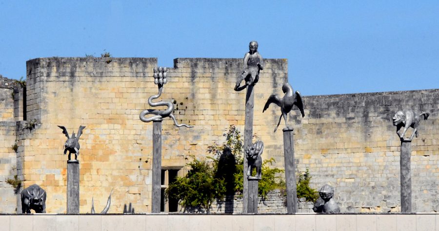 Le Parc des sculptures au–dessus de l'entrée du musée