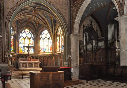 Le chœur avec son orgue