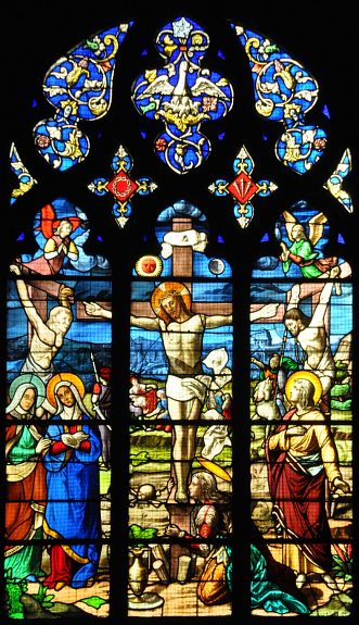 Vitrail «La Crucifixion» de J. Boulanger, fin du XIXe  siècle