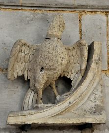 Élément de l'ancien jubé : l'aigle de saint Jean