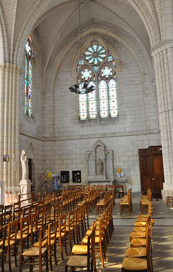 Le transept droit