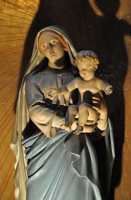 Statue de la Vierge à l'Enfant