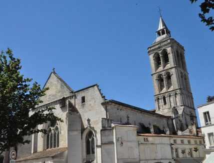 Le cloche et l'abside