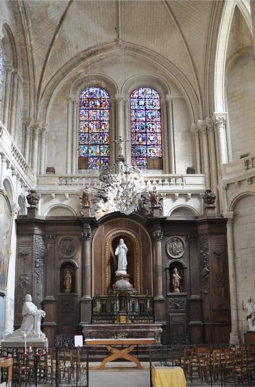 Retable dans le bras nord du transept