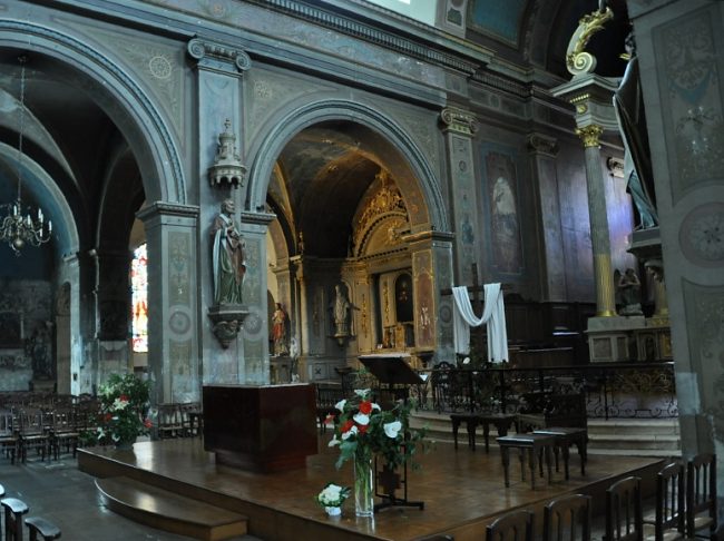 Le chœur de l'église Saint-Louis