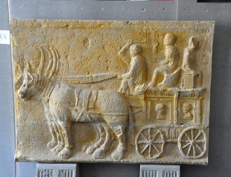 Moulage d'une sculpture d'un char romain
