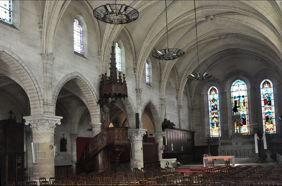 La nef de Saint-Jean-Baptiste et le chœur