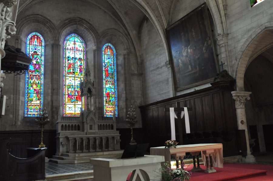 Le chœur de l'église Saint-Jean-Baptiste