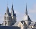 L'glise Saint-Nicolas et ses clochers vue de la rive gauche de la Loire