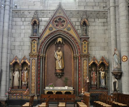 Transept droit : Autel Saint-Joseph