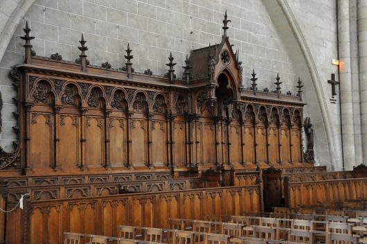 Les stalles dans le croisillon sud du transept