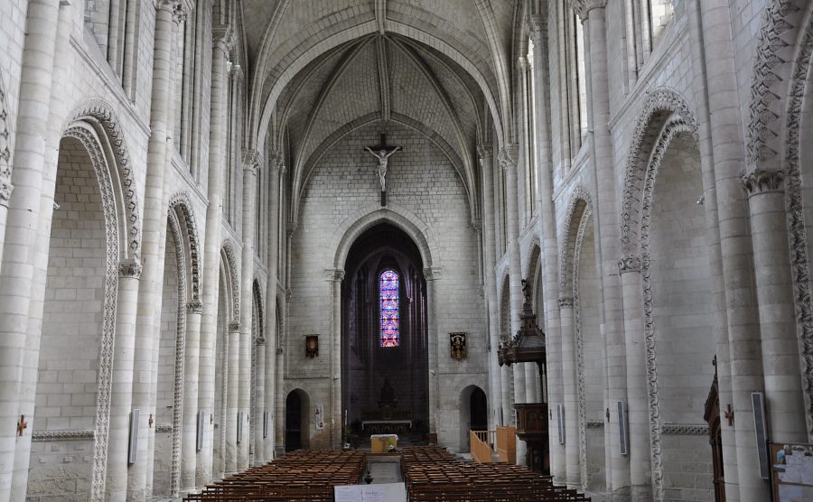 Vue d'ensemble de la nef de la Trinité