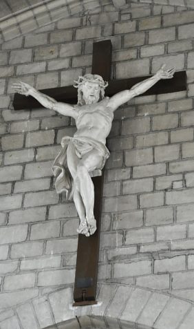 Le Christ en croix