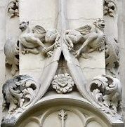 Sculptures Renaissance sur la tour nord