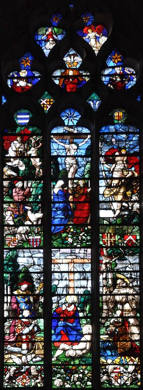 Vitrail d'Engrand le Prince dans la chapelle du Sacré-Coeur Vitrail d'Engrand le Prince dans la chapelle du Sacré-Coeur