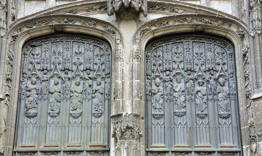 Les vantaux attribués à Jean Le Pot ont été réalisés à partir de 1530 Les vantaux attribués à Jean Le Pot ont été réalisés à partir de 1530
