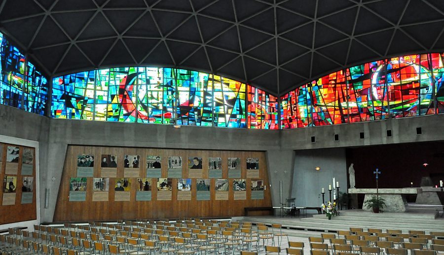 La nef de l'église Saint-Jean-Baptiste  de Rechèvres