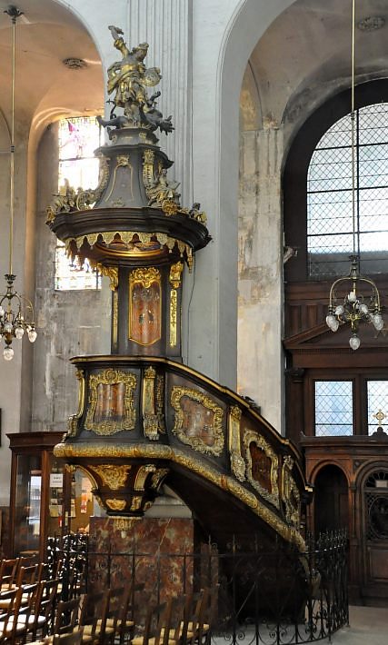 La splendide chaire à prcher de l'église des Blancs Manteaux