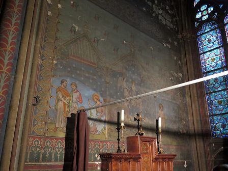 La chapelle latérale Sainte-Madeleine et sa peinture murale du XIXe siècle