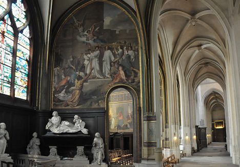 La chapelle de Brégy et le bas-côté sud.