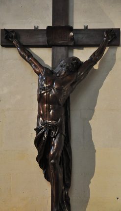 Le Christ en croix