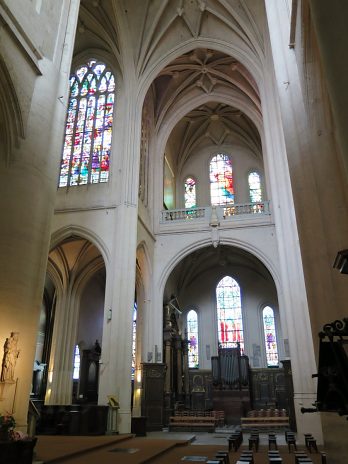 Vue d'ensemble du transept sud.