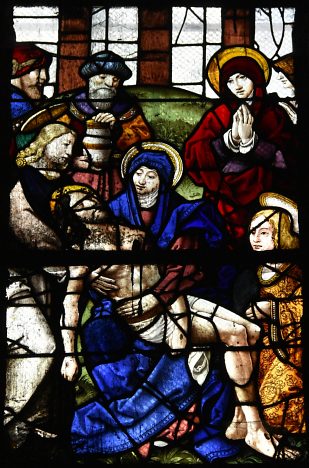 Vitrail de la baie 5 : Vierge de miséricorde, 1er quart du XVIe siècle