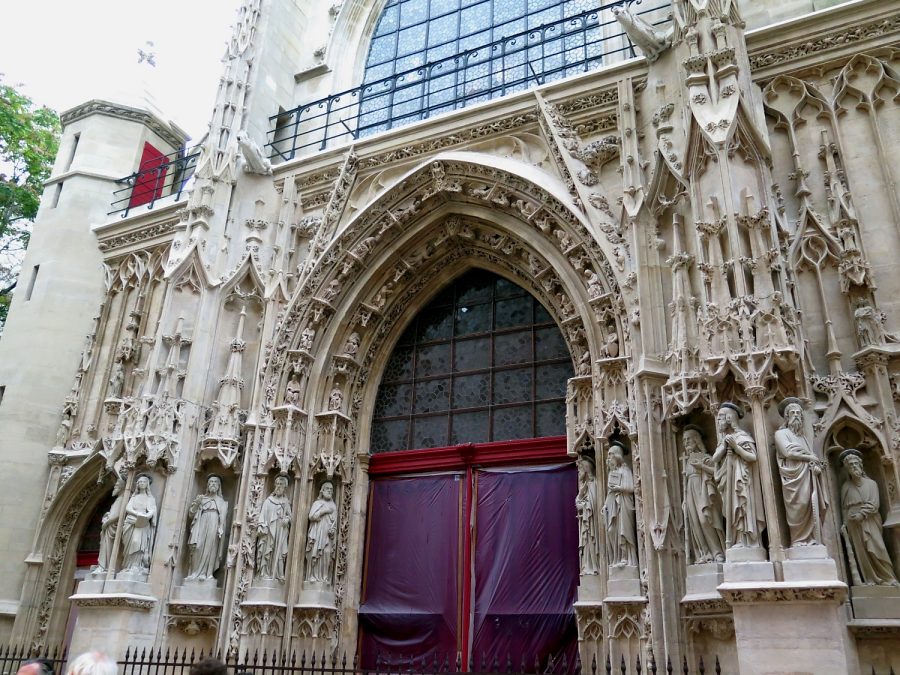 La façade occidentale et son gothique flamboyant enrichi de statues du XIXe siècle