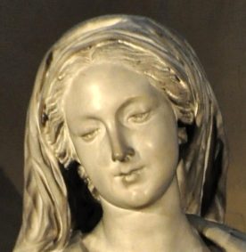 La Vierge à l'Enfant de Jean-Baptiste Pigalle, détail